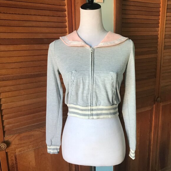 Lolita Kawaii Parisian Born Gray & Pink Oversized Collar Cropped Zip-Up Top S - Picture 2 of 7